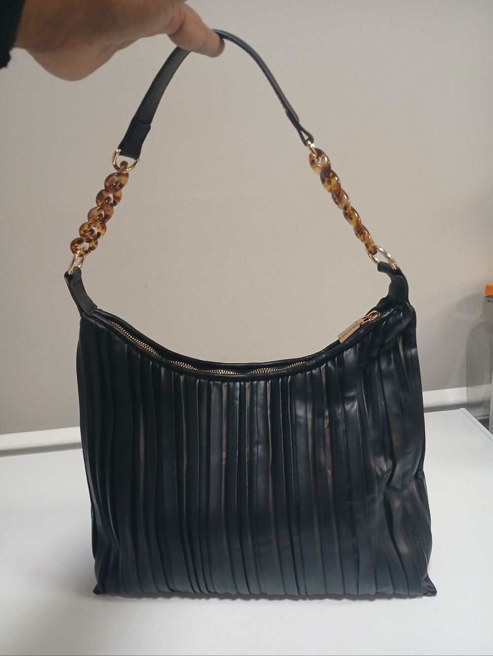 Black Pleated Leather Feel Shoulder Bag with Tortoise Chain Strap NWOT